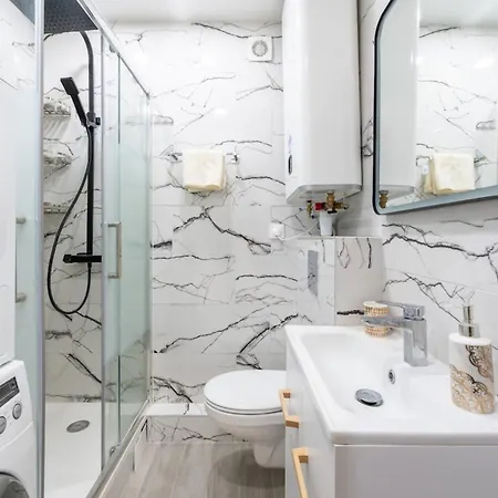 Apartment Stylish Contemporary 1bd Apartmentmenilmontant Paris